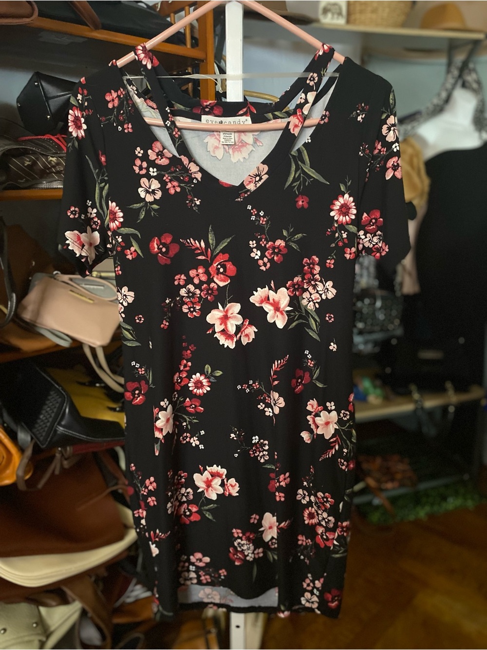 eye candy Black Floral V-Neck Short Sleeve Mini Dress buttery soft